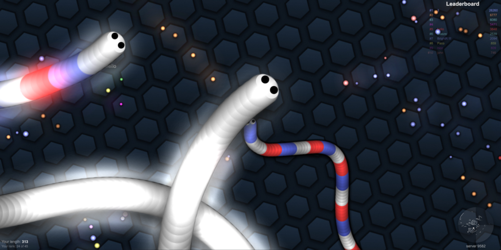 slither.io 거대한 흰 뱀